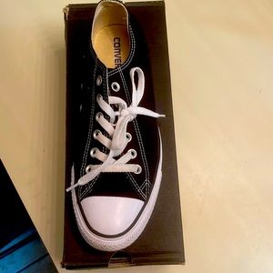 Womens black and white converses